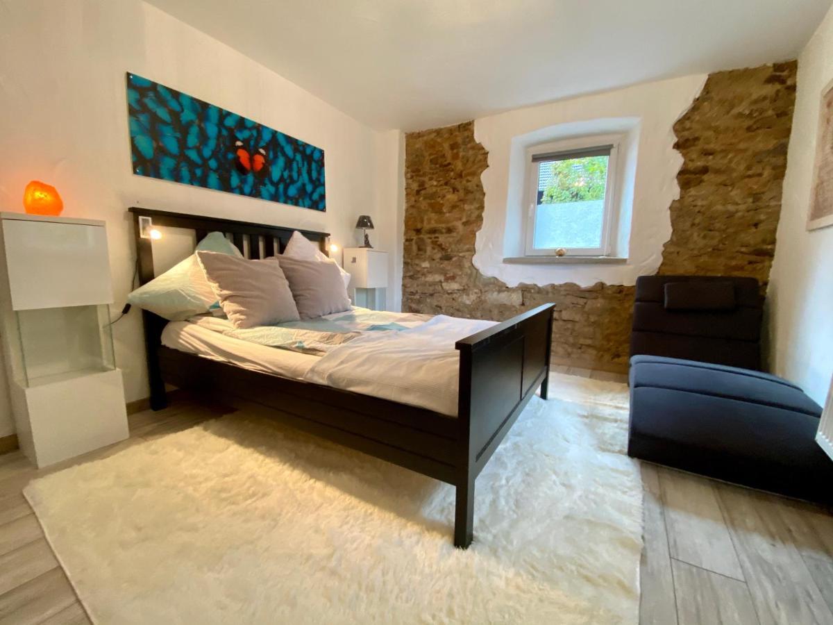 Eifelstein, Apartment Mit Whirlpool Und Ofen Dahlem  Exterior photo